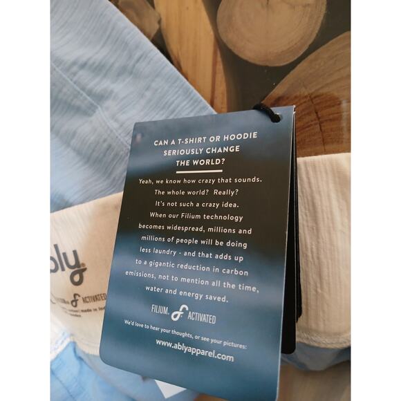 Ably Pull on Shorts Filium Activated Light Blue White Active Short NWT Large - Picture 12 of 13